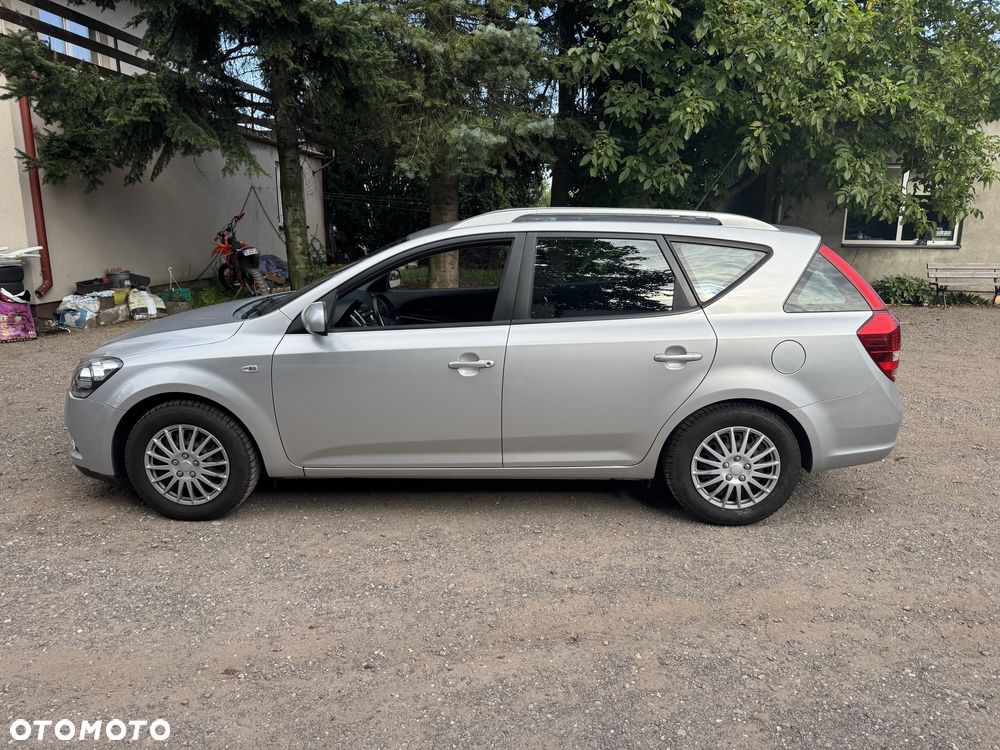 Kia Ceed 1.4 CVVT Attract - 8