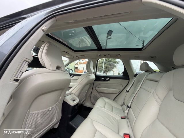 Volvo XC 60 2.0 T6 PHEV Inscription AWD - 17