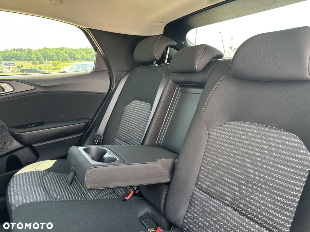 Kia XCeed 1.5 T-GDI M DCT - 16