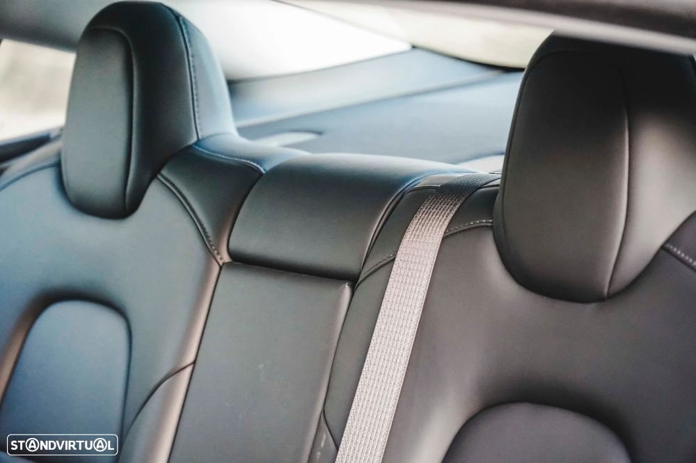 Tesla Model 3 Standard RWD Plus - 18