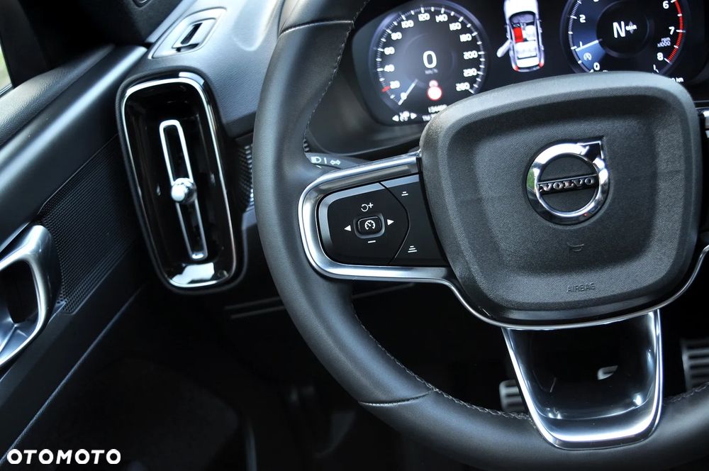 Volvo XC 40 T3 - 27
