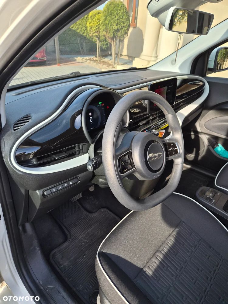 Fiat 500 23.8kWh RED Seria Specjalna - 7