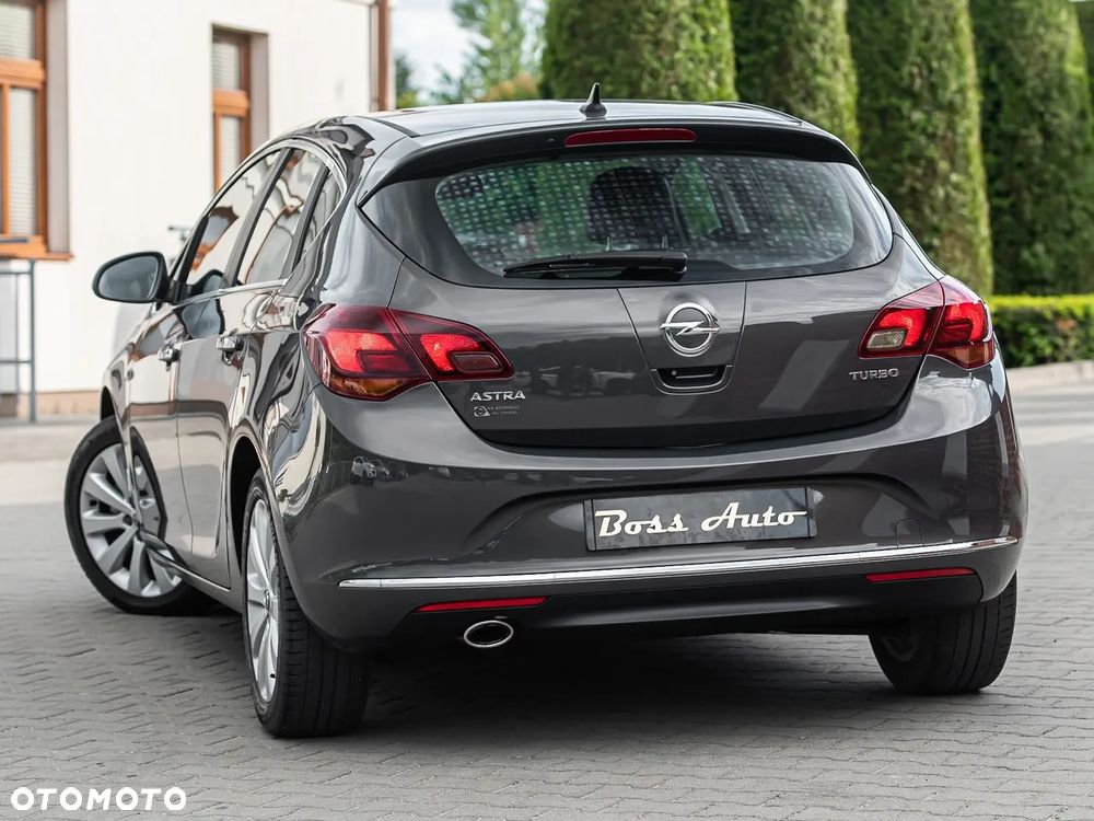 Opel Astra 1.4 Turbo Cosmo - 9
