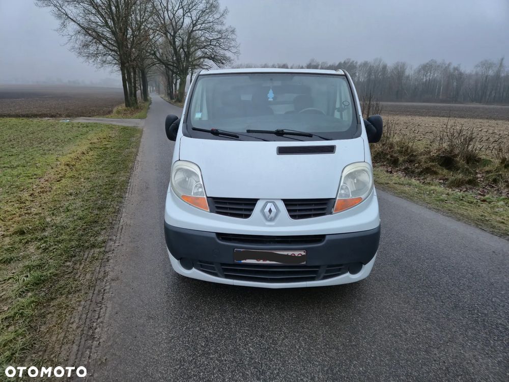 Renault Trafic - 23