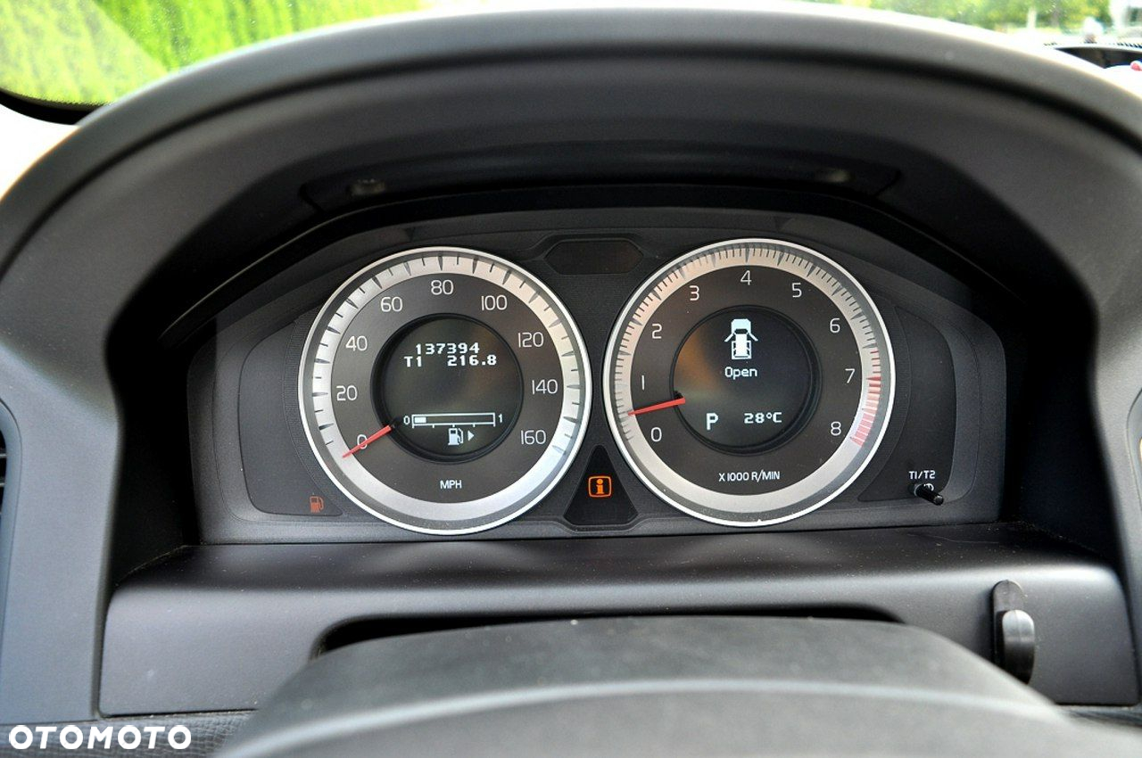 Volvo XC 60 - 35