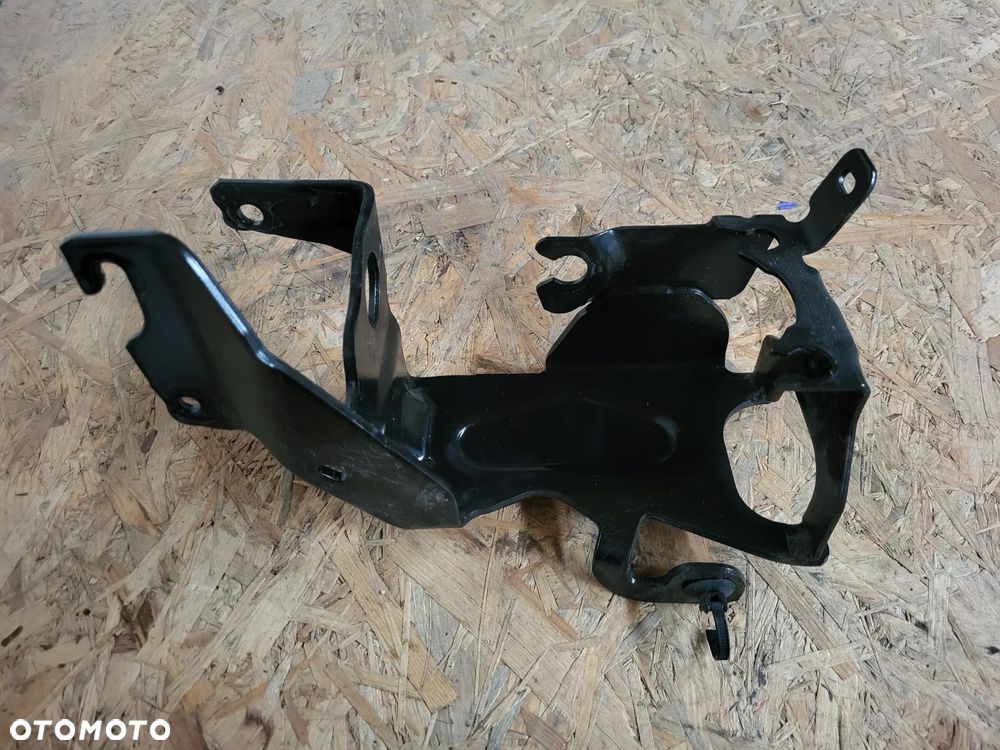 Uchwyt mocowanie pompy ABS Citroen C3 Aircross - 1