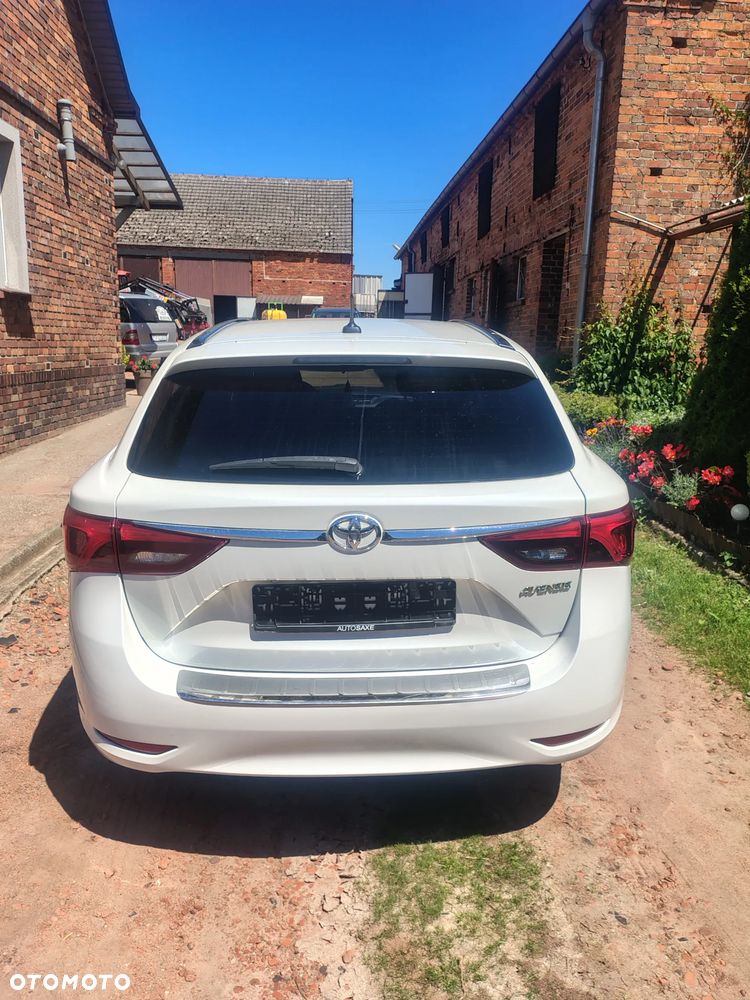 Toyota Avensis Touring Sports 1.8 Edition S+ - 5