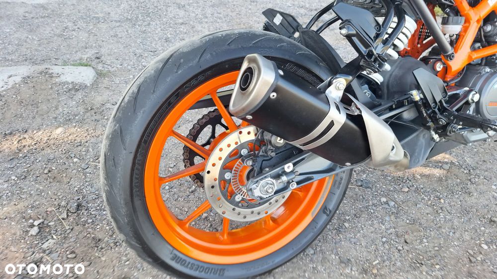 KTM Duke 125 - 4