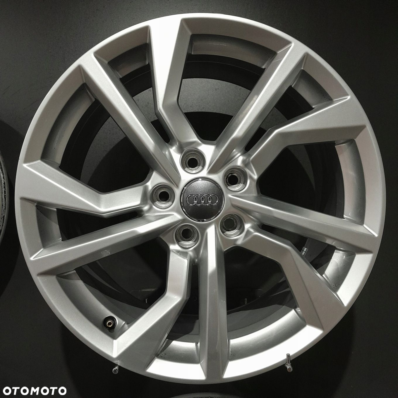 Felgi 18 5x112 Audi TT 8S0 S-Line OE F503194-21 - 2