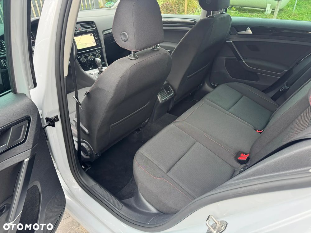 Volkswagen Golf Variant 1.6 TDI (BlueMotion Technology) DSG Comfortline - 18