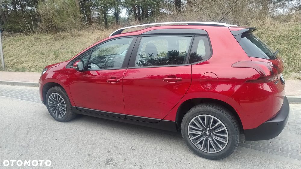 Peugeot 2008 PureTech 110 Stop&Start Style - 8