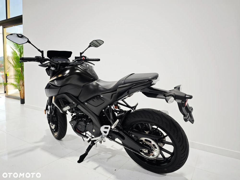 Yamaha MT - 11