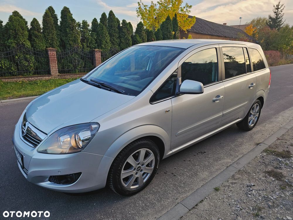 Opel Zafira - 8