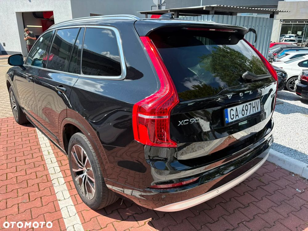 Volvo XC 90 B5 B AWD Momentum Pro - 5