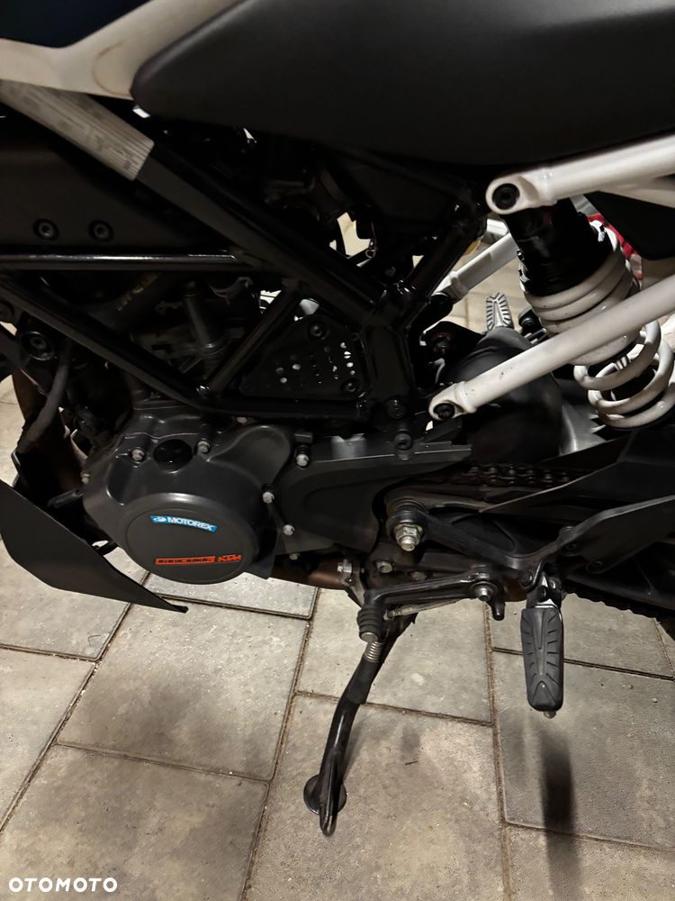 KTM Duke 125 - 5