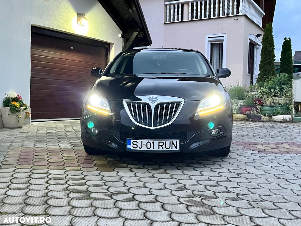 Lancia Delta 1.6 MultiJet Oro - 6