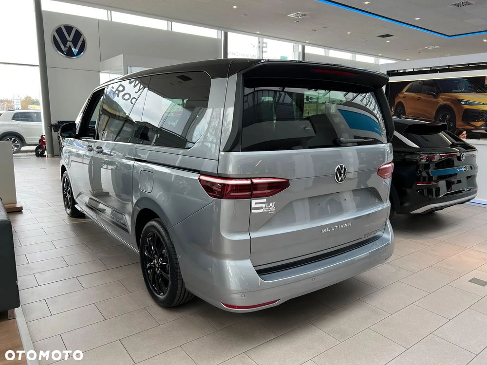 Volkswagen Multivan - 2