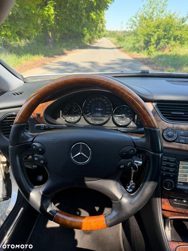 Mercedes-Benz CLS 350 7G-TRONIC - 11