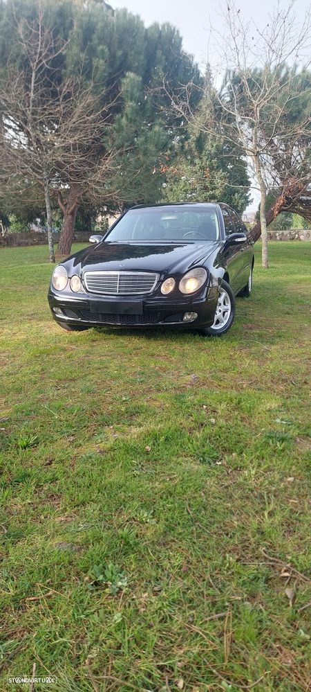 Mercedes-Benz E 220 CDi Elegance Aut. - 2