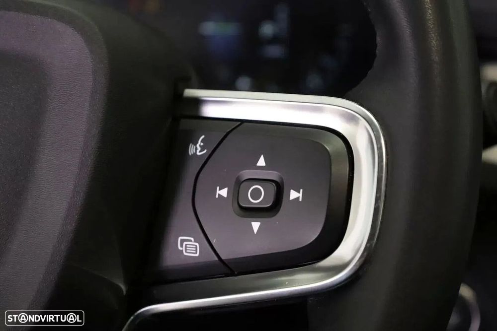 Volvo XC 40 1.5 T5 PHEV Momentum Plus - 48