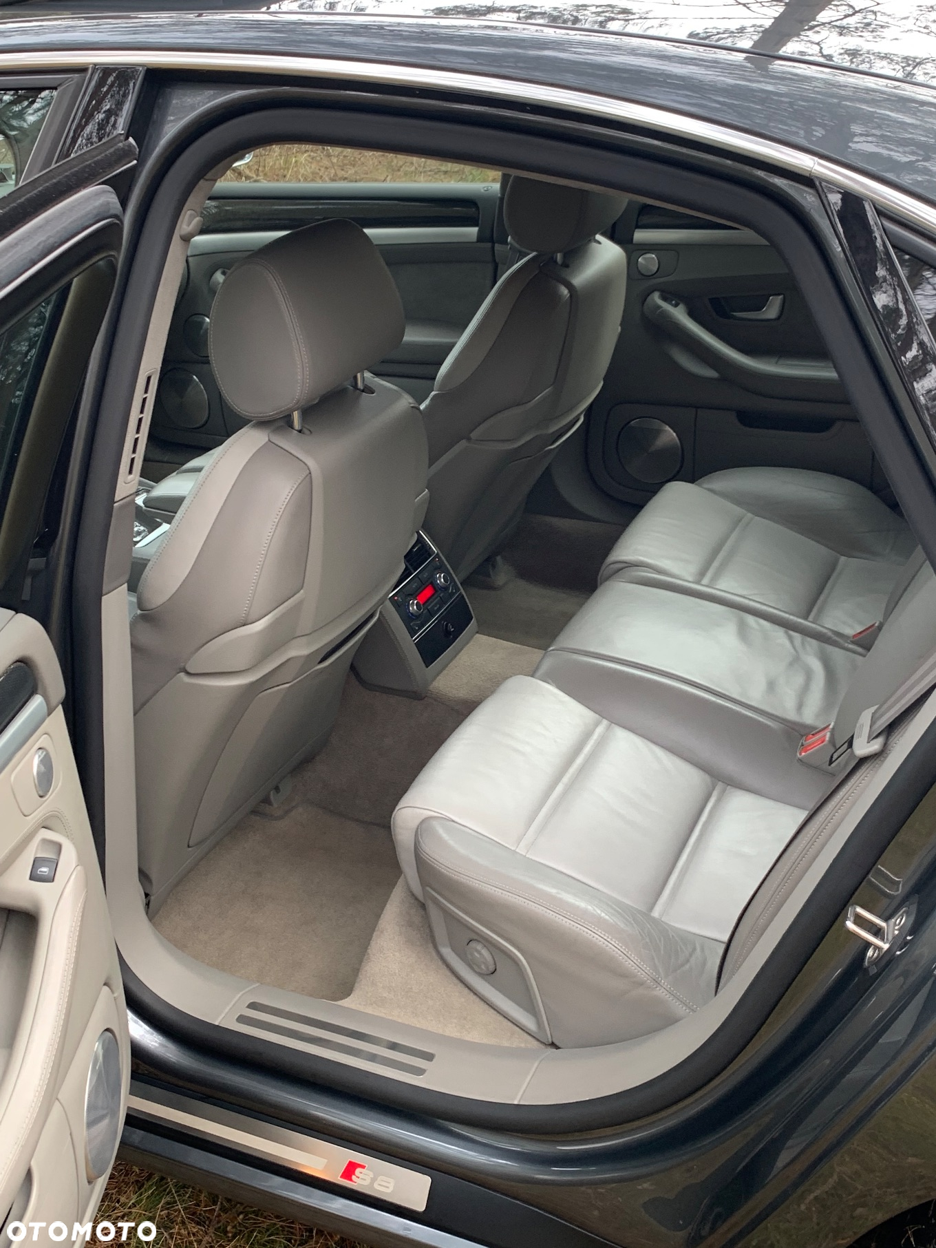 Audi S8 5.2 FSI Quattro - 11