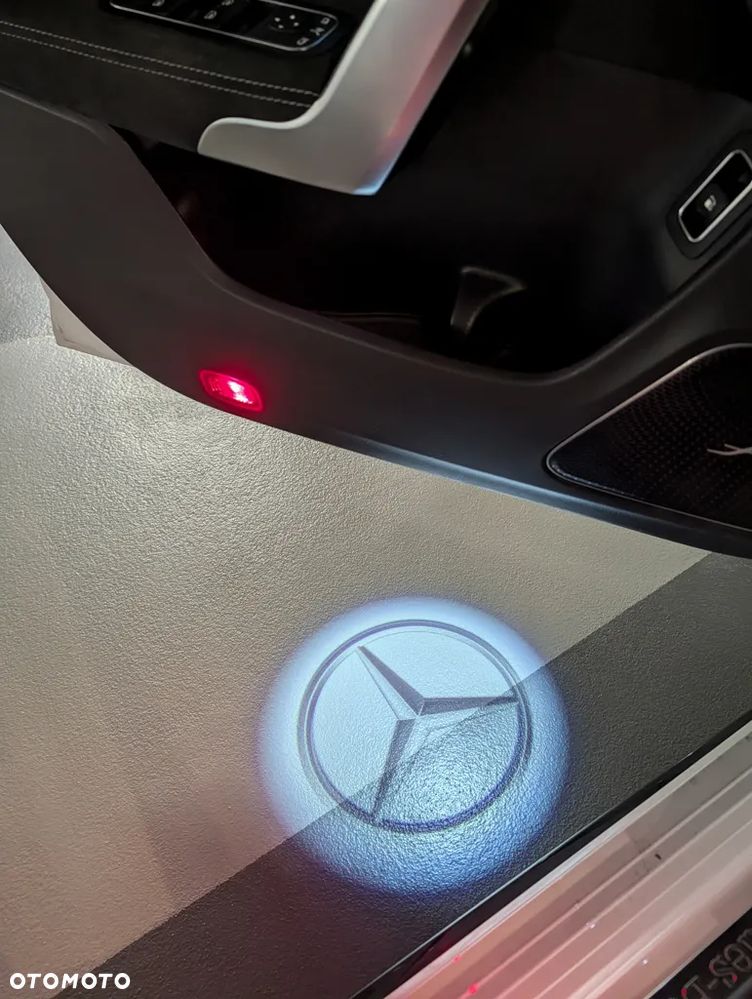 Mercedes-Benz CLA 200 7G-DCT Entry - 38