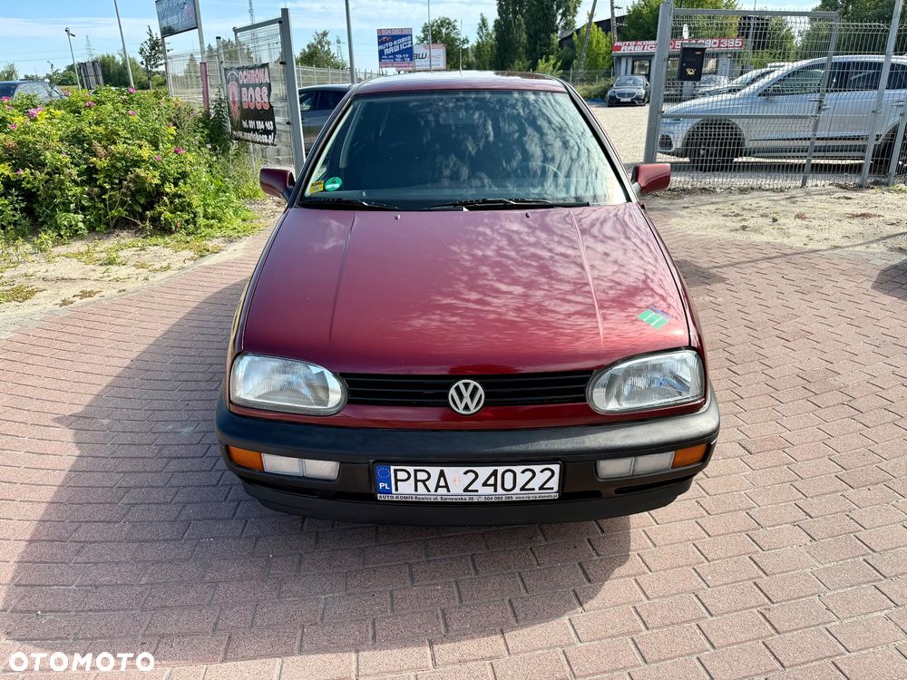 Volkswagen Golf 1.6 GL - 3