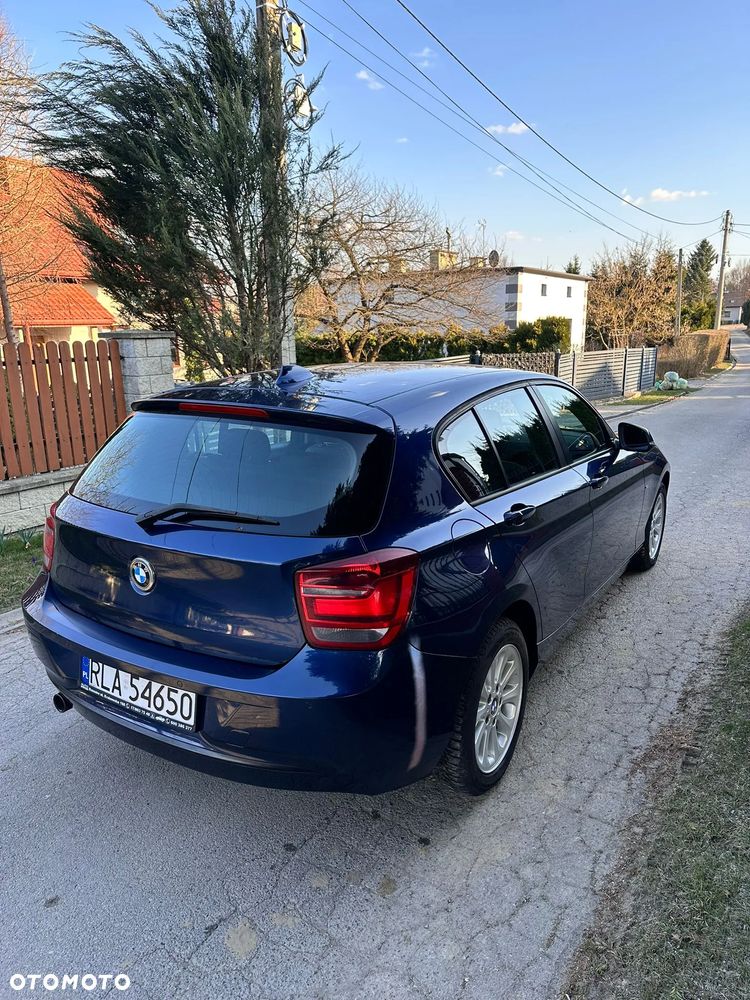 BMW Seria 1 116d Sport Line - 12