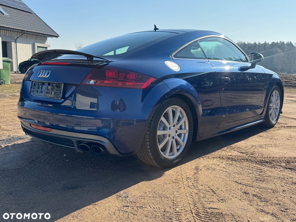 Audi TT S Coupé - 15