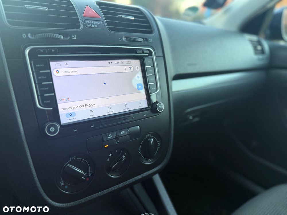 Volkswagen Golf 1.9 TDI DPF Trendline BlueMotion - 10