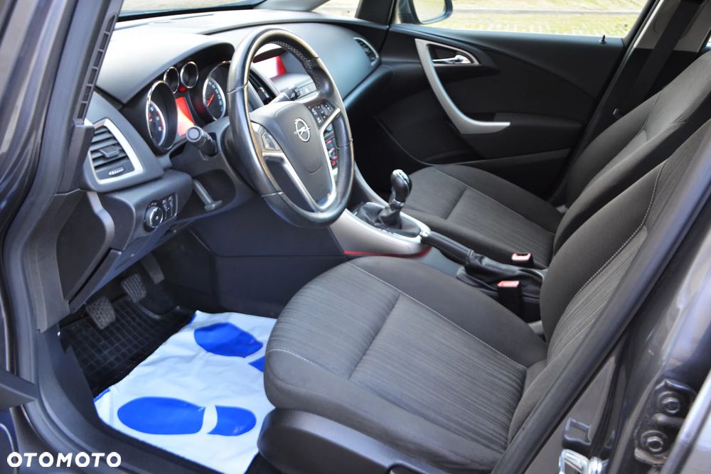 Opel Astra 1.6 Enjoy - 22