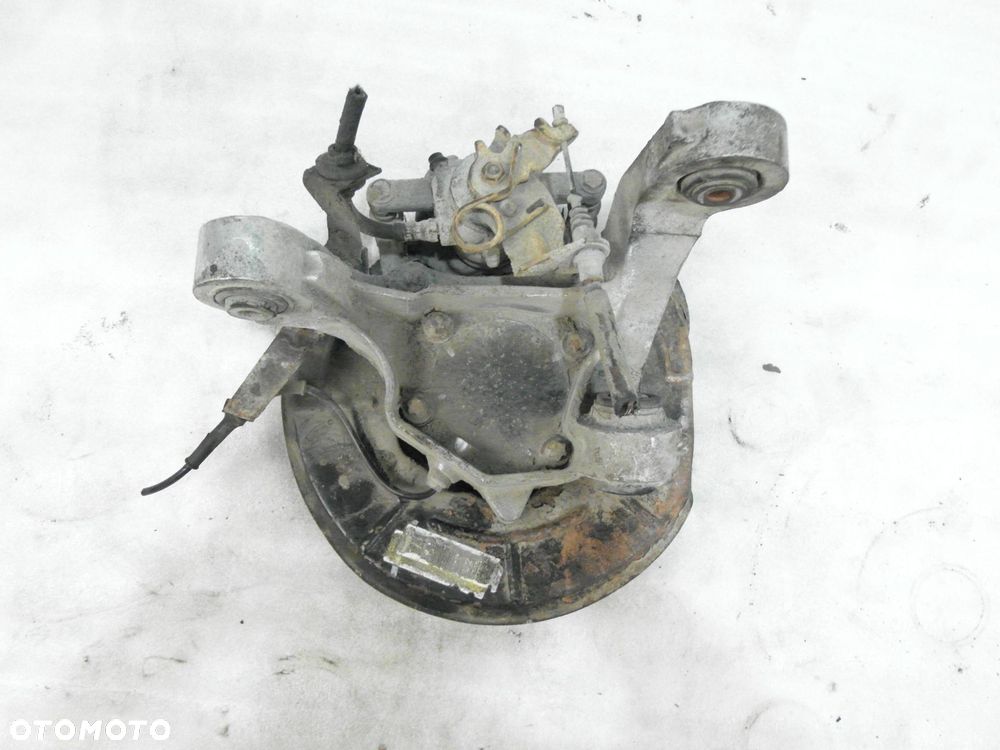 PIASTA TYLNA PRAWA ALFA ROMEO 159 1.9 JTDM - 7
