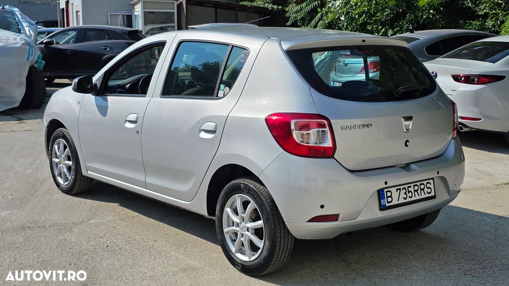 Dacia Sandero TCe 90 S&S Celebration - 8