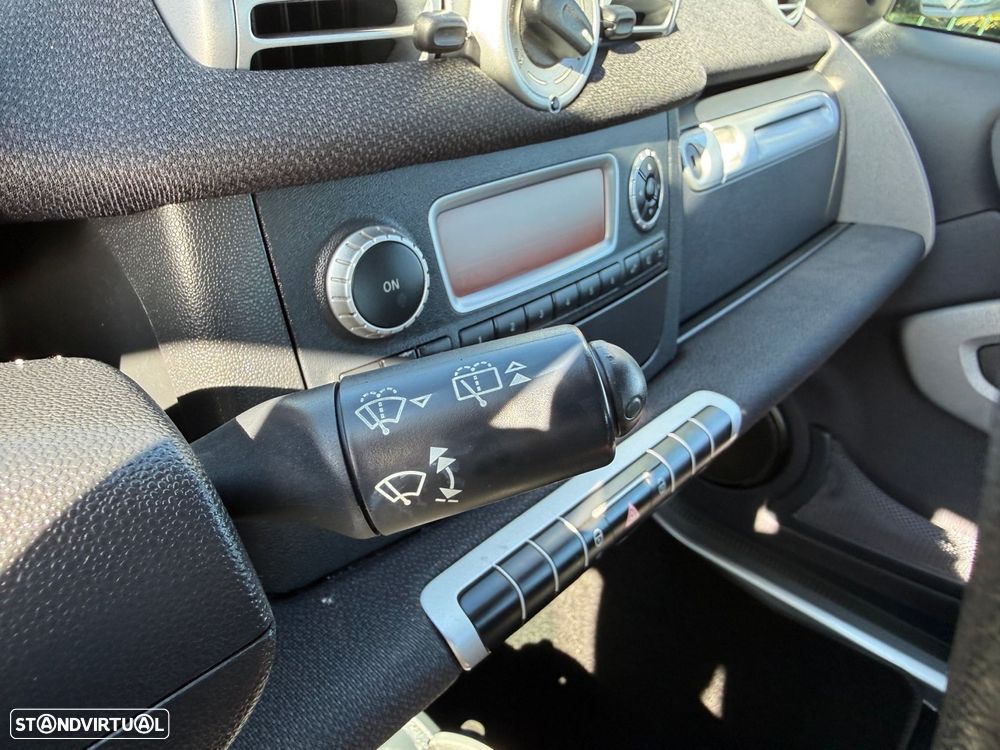 Smart ForTwo Coupé 1.0 mhd Passion 71 - 12