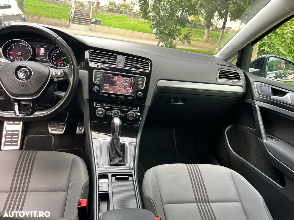 Volkswagen Golf 2.0 TDI BlueMotion Technology DSG Allstar - 3