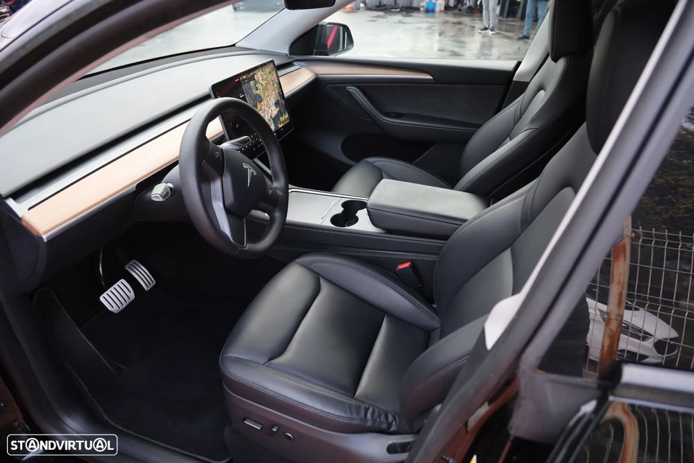 Tesla Model Y Performance Tração Integral - 20