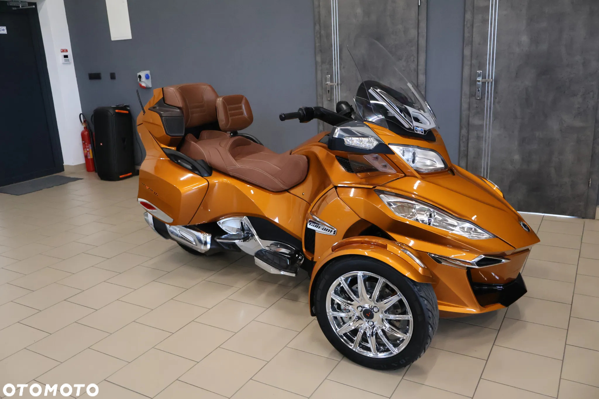 Can-Am Spyder - 13