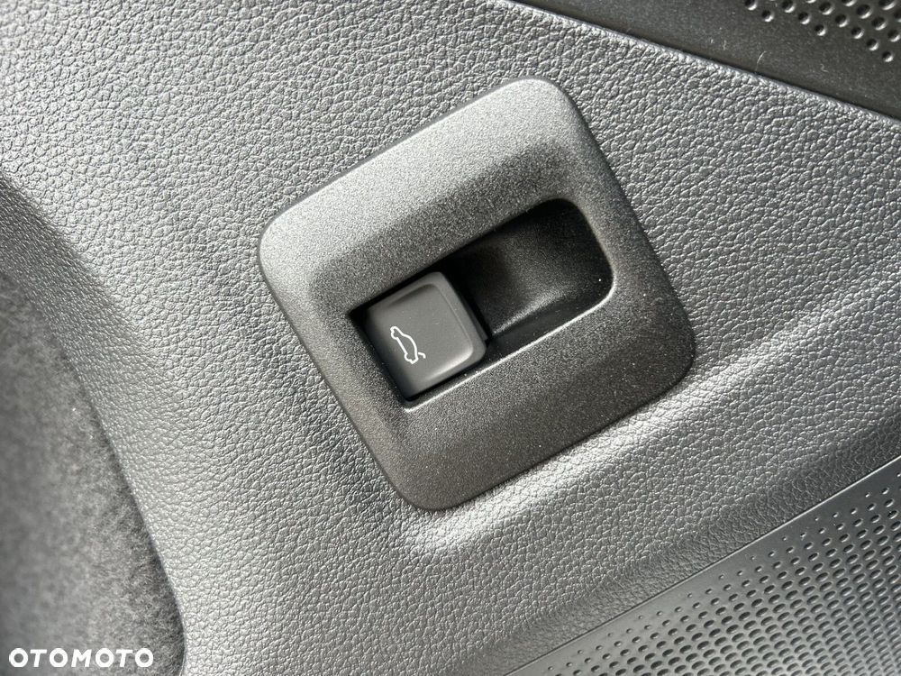 Volkswagen Tiguan - 15