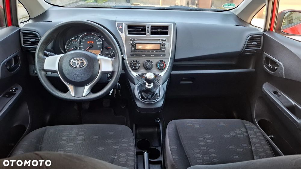 Toyota Verso S 1.33 VVT-i Comfort - 19