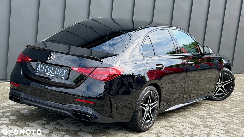 Mercedes-Benz Klasa C 180 mHEV AMG - 9