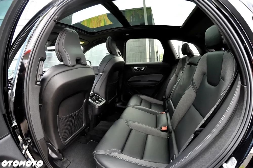 Volvo XC 60 B4 B Geartronic RDesign - 31