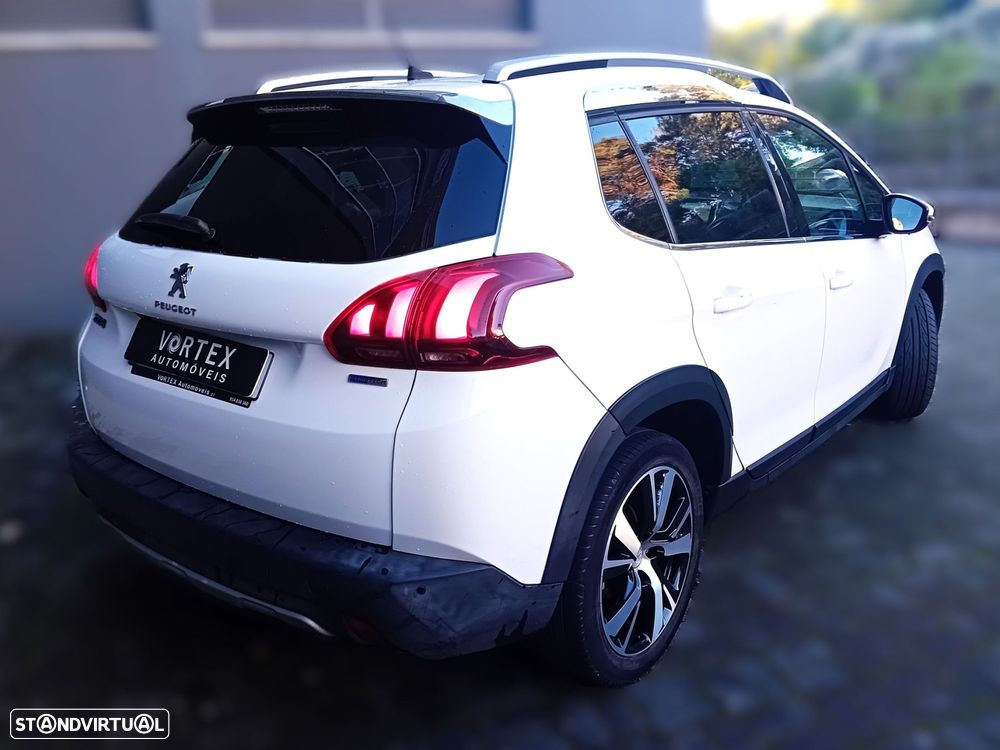Peugeot 2008 1.2 PureTech Allure EAT6 - 7