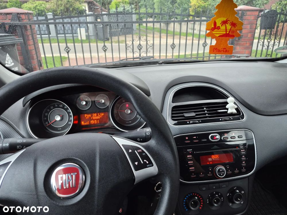 Fiat Punto 1.4 Easy S&S - 12
