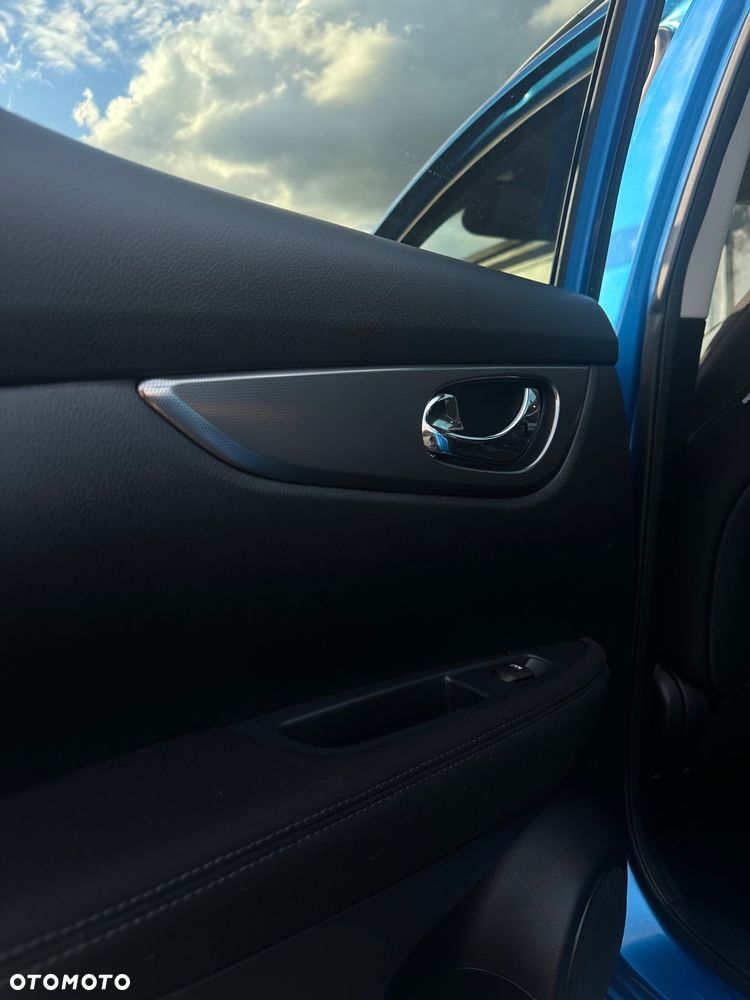 Nissan Qashqai 1.6 DIG-T N-Connecta - 19