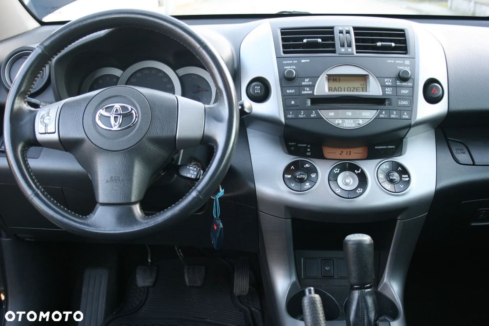 Toyota RAV4 2.0 4x4 Sol - 19