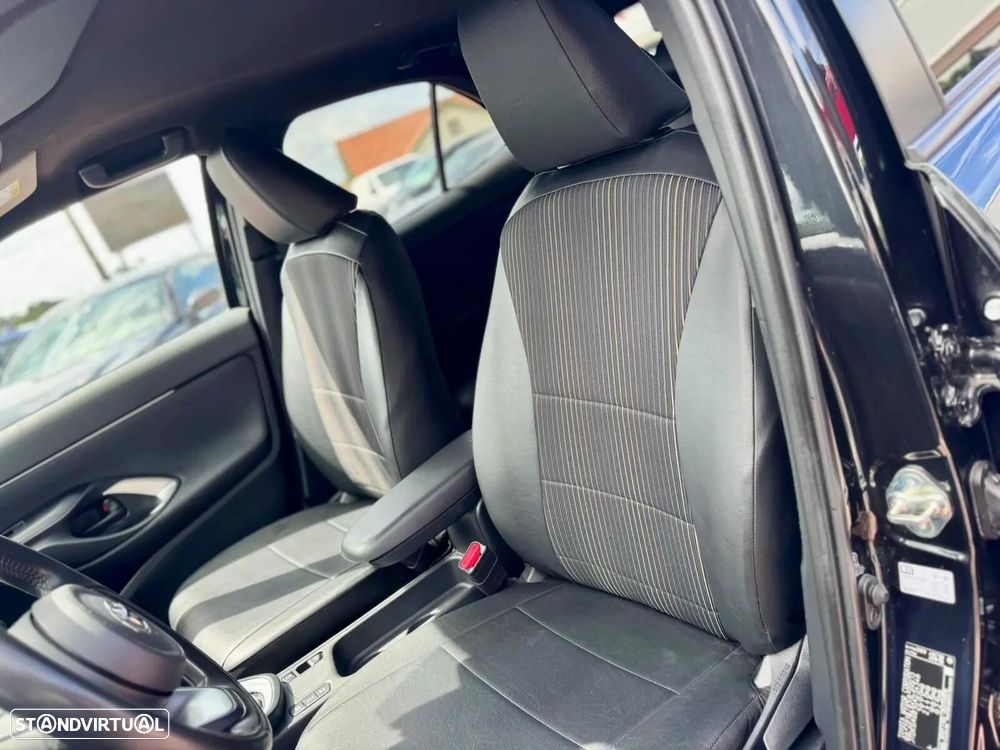 Toyota Yaris Cross 1.5 HDF Comfort - 28