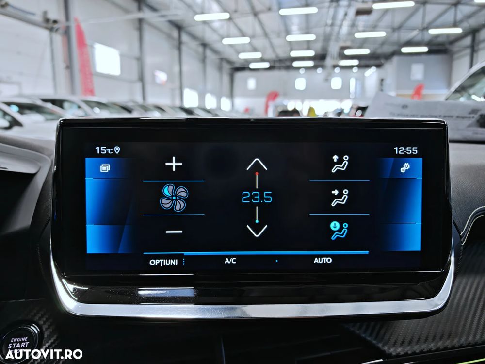 Peugeot 2008 PureTech 130 EAT8 GT - 19