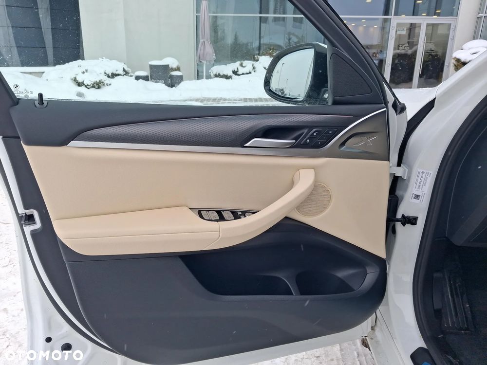 BMW X4 xDrive20i mHEV M Sport sport - 11