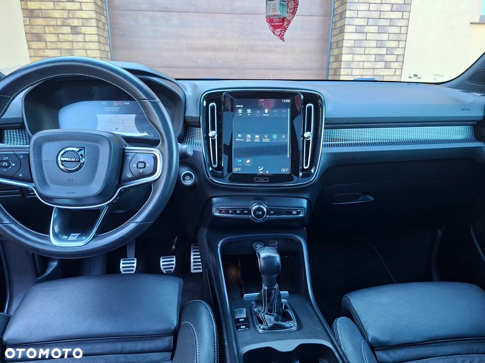 Volvo XC 40 D3 SCR R-Design - 21