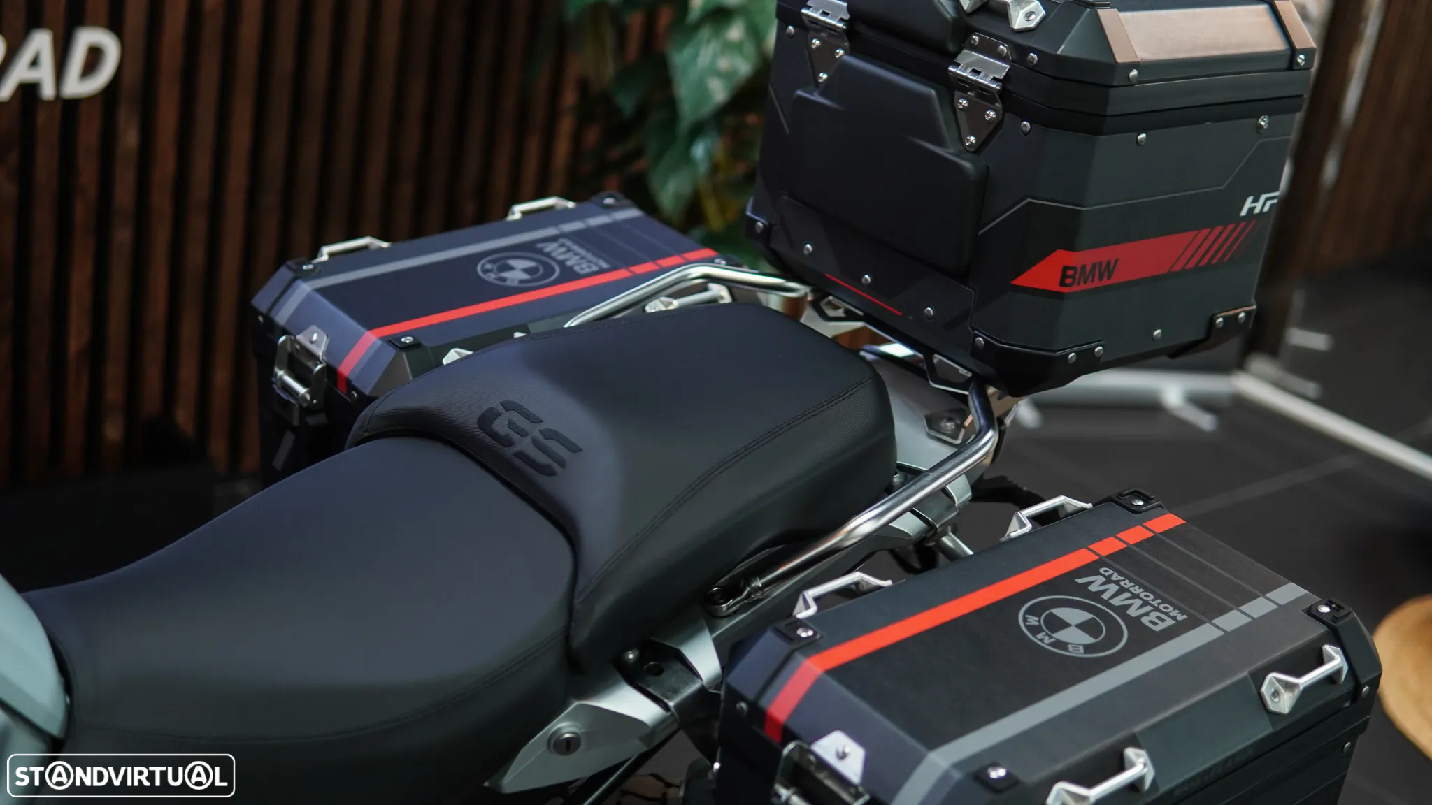 BMW R 1250 GS Adventure C/ AKRAPOVIC COMPLETO - 12